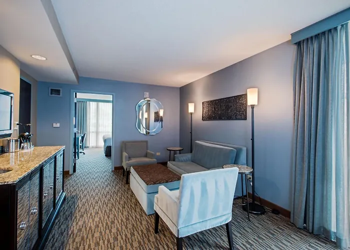 Crowne Plaza Glen Ellyn/lombard By Ihg Hotel