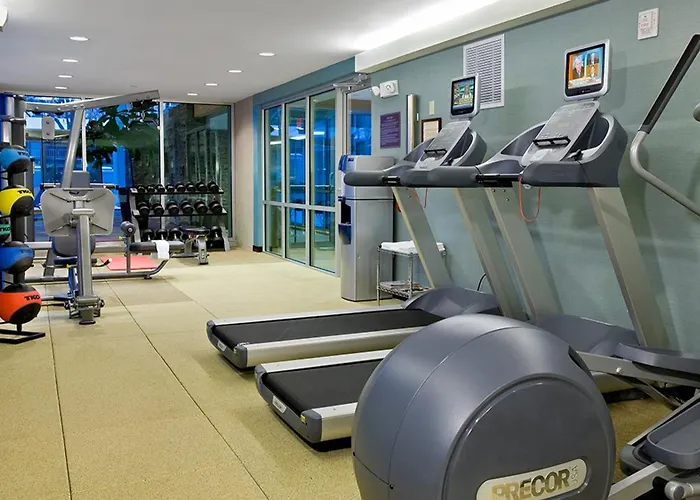 Crowne Plaza Glen Ellyn/lombard By Ihg Hotel Glen Ellyn