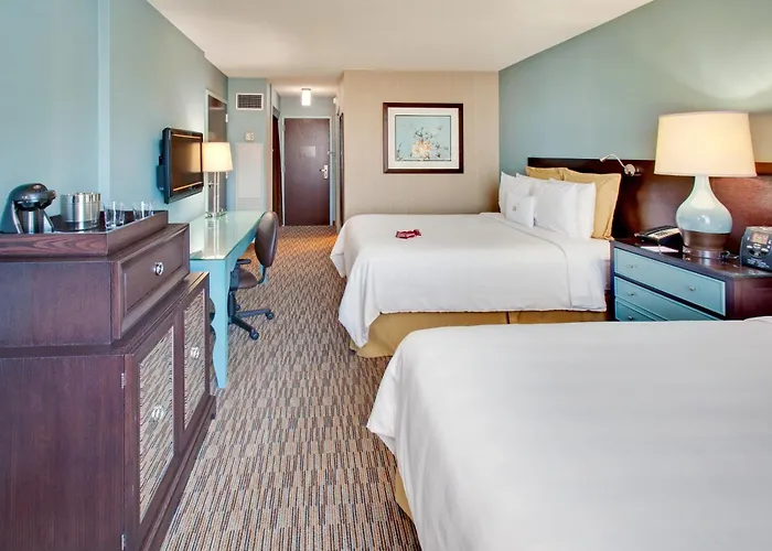 Hotel Crowne Plaza Glen Ellyn/lombard By Ihg Glen Ellyn