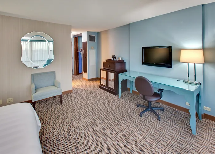 Crowne Plaza Glen Ellyn/lombard By Ihg Hotel 4*