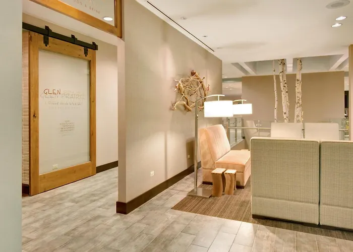 Crowne Plaza Glen Ellyn/lombard By Ihg Glen Ellyn