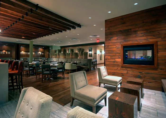 Hotel Crowne Plaza Glen Ellyn/lombard By Ihg