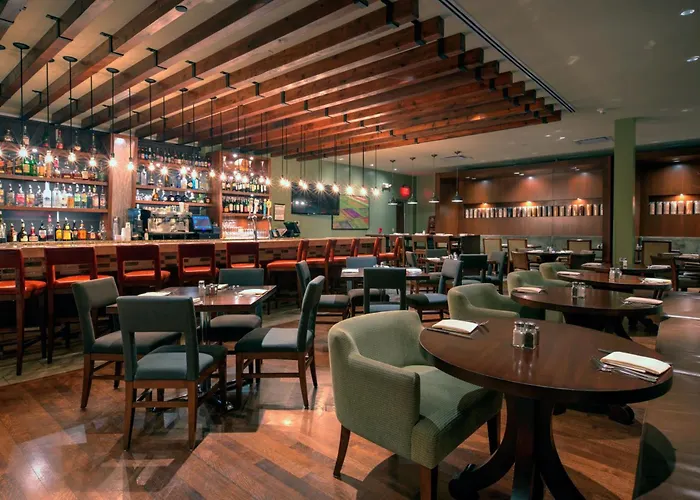Crowne Plaza Glen Ellyn/lombard By Ihg Hotel 4*