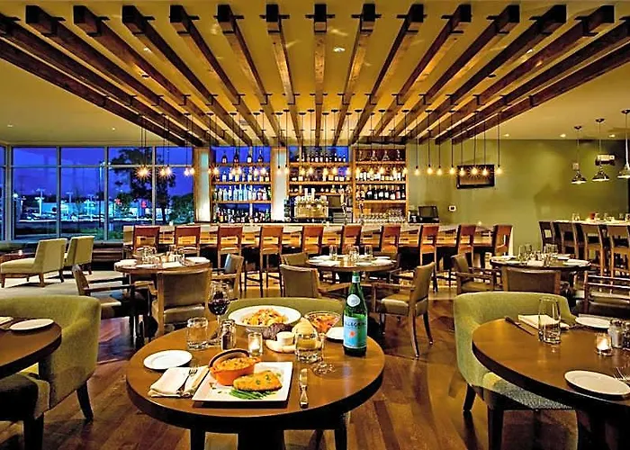 Crowne Plaza Glen Ellyn/lombard By Ihg