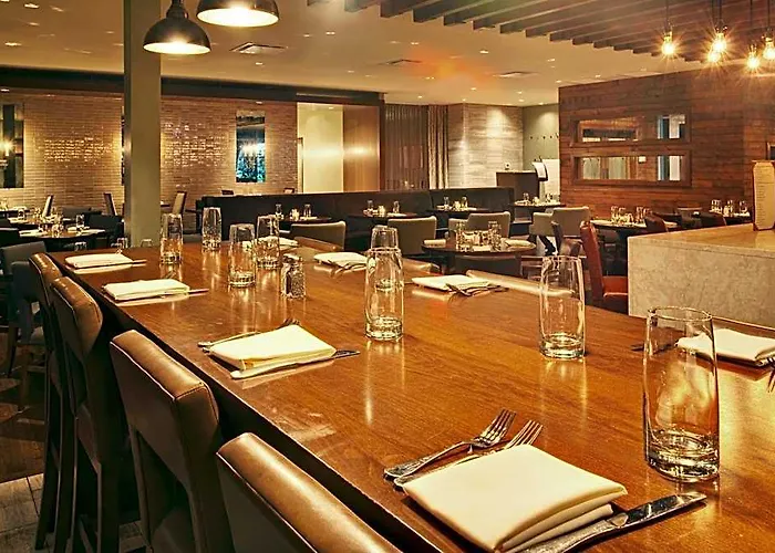 Crowne Plaza Glen Ellyn/lombard By Ihg Hotel 4*