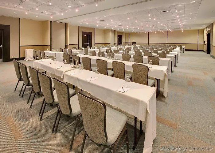 Crowne Plaza Glen Ellyn/lombard By Ihg Glen Ellyn