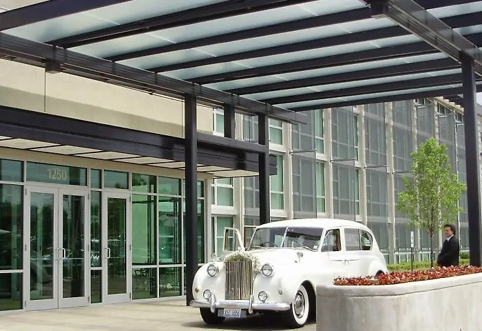 Crowne Plaza Glen Ellyn/lombard By Ihg Hotel